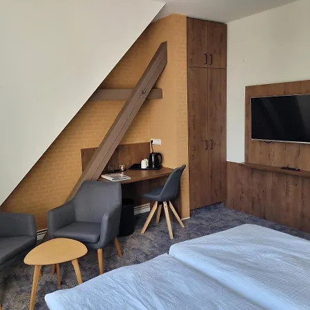 Zum Kleistpark 게스트하우스 프랑크푸르트 암 오데르